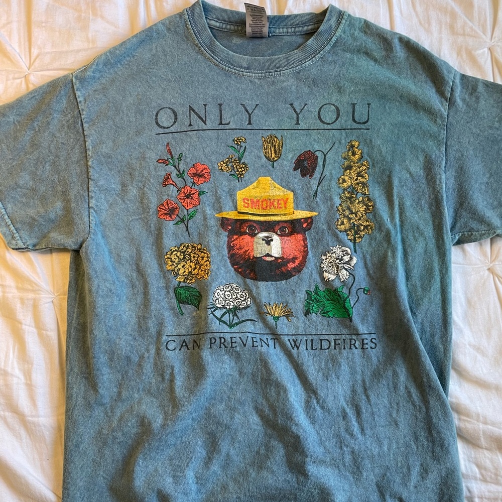 smokey the bear t-shirt || blue || M